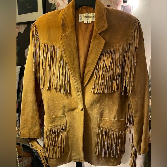 Free people vibe Vintage suede fringe! This Jacket is in Excellent condition. - Picture 1 of 14